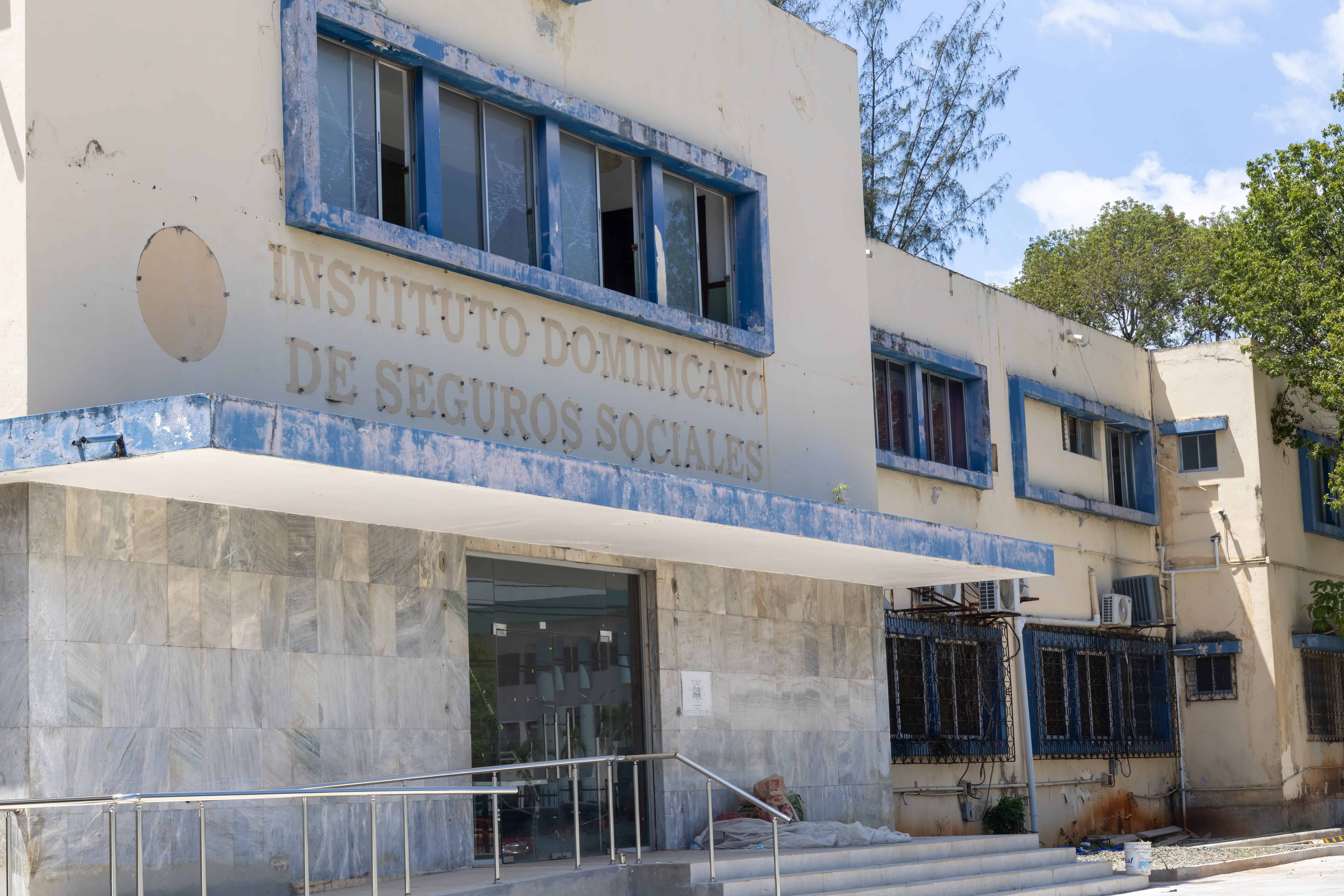 El viejo edificio es emblemtico de la clase trabajadora dominciana.