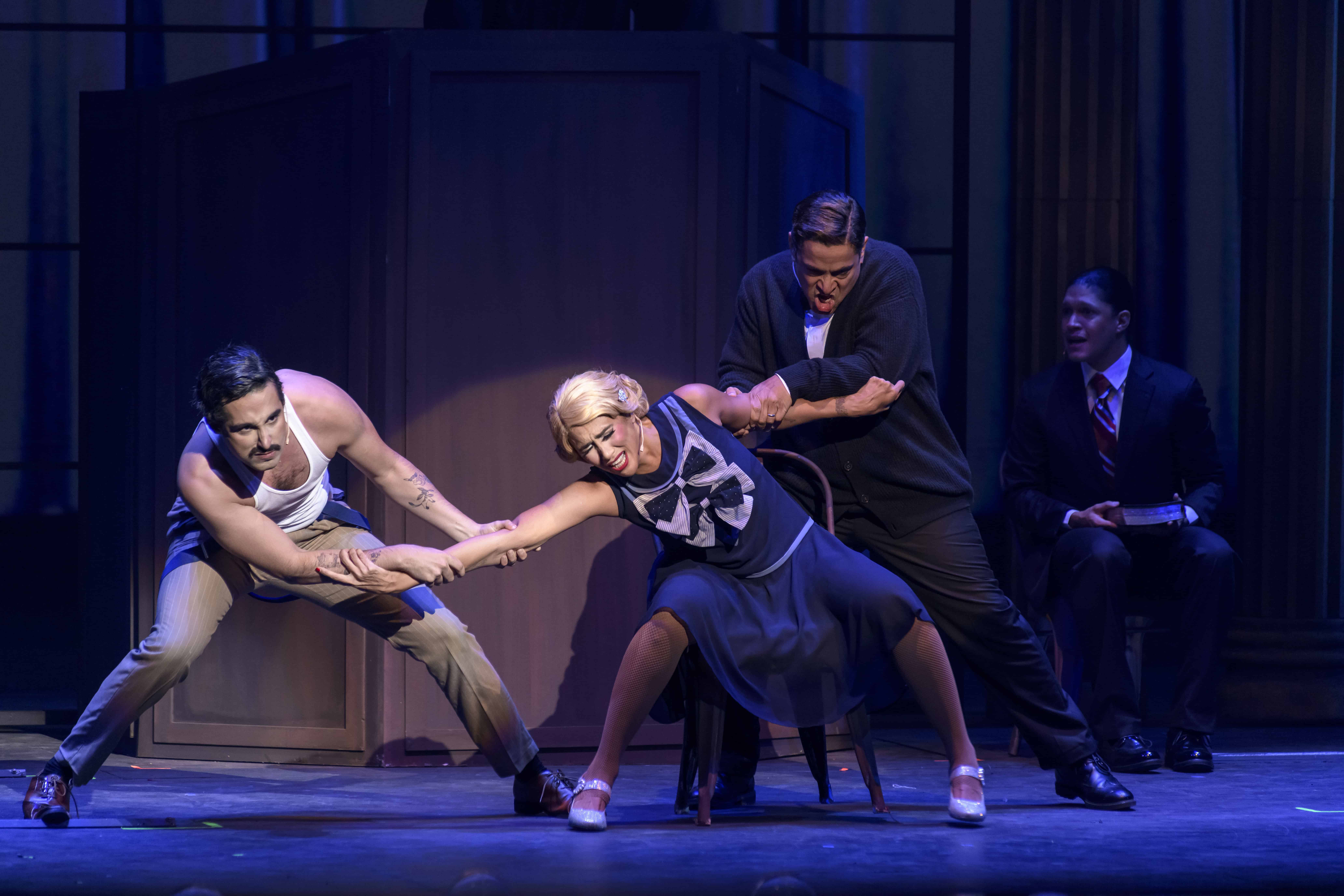 Escena de "Chicago: el musical" en el Teatro Nacional.