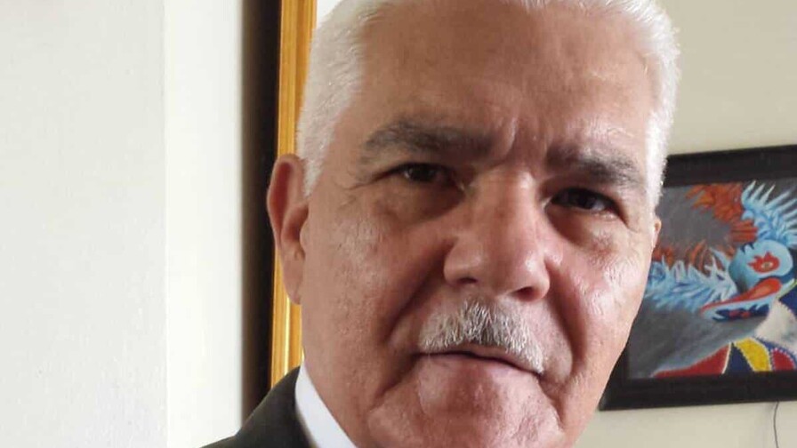 Fallece Claudio Concepción, pionero de la crónica de arte en Santiago Fallece Claudio Concepción, pionero de la crónica de arte en Santiago