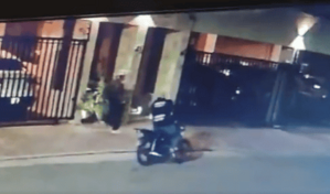 Joven recibe m&uacute;ltiples estocadas tras ser perseguido por un motorista en Serrall&eacute;s