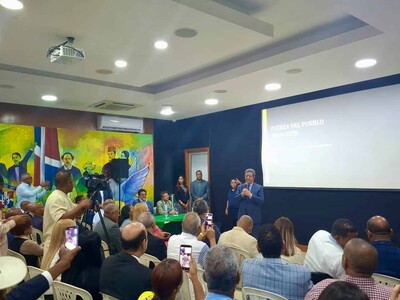 Leonel advierte que afiliación a la FP no garantiza votos