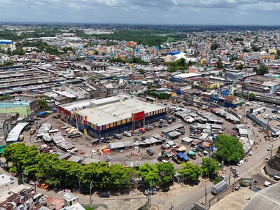 Millones de pesos y dólares se pierden en obras públicas abandonadas