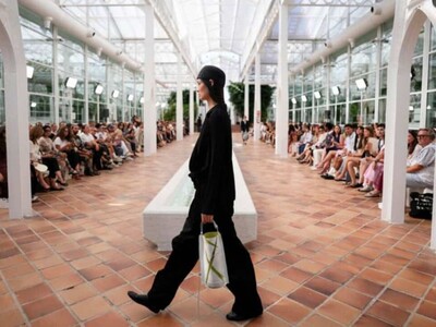 Adolfo Domínguez rejuvenece en la Madrid Fashion Week