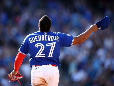 Guerrero Jr. pega su primer jonrón en Toronto en más de un año