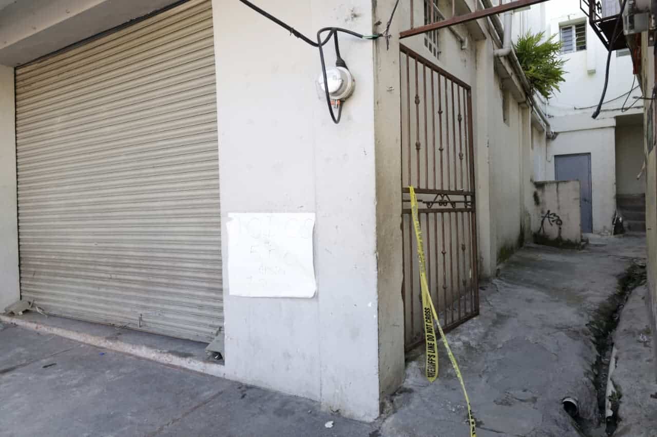 Lugar donde fue encontrado el cadáver de Andy Louisaint, de 47 años.