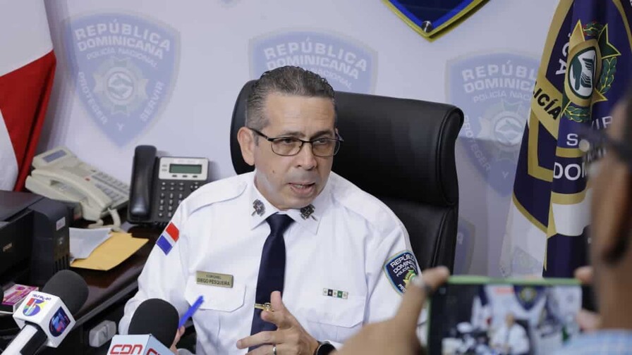 Policía usa cámaras del 9-1-1 para rastrear a motorista que apuñaló a Gustavo Mejía-Ricart Risk Policía usa cámaras del 9-1-1 para rastrear a motorista que apuñaló a Gustavo Mejía-Ricart Risk