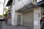 Hallan cadáver descompuesto de hombre dentro de una pared en un negocio de pacas en Herrera Hallan cadáver descompuesto de hombre dentro de una pared en un negocio de pacas en Herrera