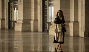 Salma Hayek confiesa el miedo que sinti&oacute; al aceptar la pel&iacute;cula de Angelina Jolie