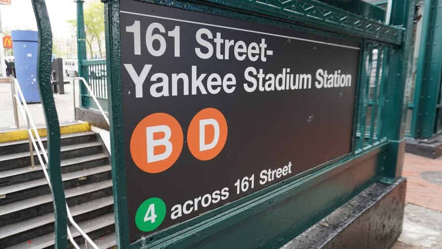 Bacteria hallada en torre de enfriamiento del Yankee Stadium no está vinculada al brote de El Bronx Bacteria hallada en torre de enfriamiento del Yankee Stadium no está vinculada al brote de El Bronx