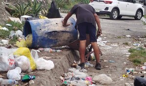 Vecinos del residencial Parque Verde denuncian vertedero improvisado desde hace cinco meses