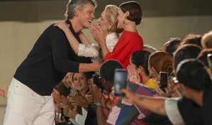 Carolina Herrera celebra 45 a&ntilde;os de moda fiel a su sello de elegancia y feminidad