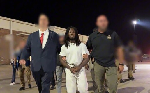 Inmigrante haitiano que insult&oacute; a Trump durante su arresto fue deportado a Hait&iacute;
