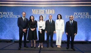 Napole&oacute;n Est&eacute;vez Lavandier destaca el papel de la justicia constitucional en la econom&iacute;a
