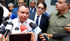 Landr&oacute;n lamenta que Abinader no pueda optar por un tercer mandato