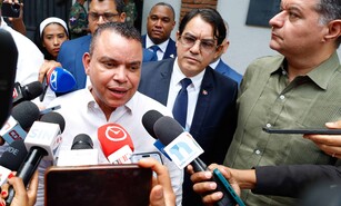 Landr&oacute;n lamenta que Abinader no pueda optar por un tercer mandato