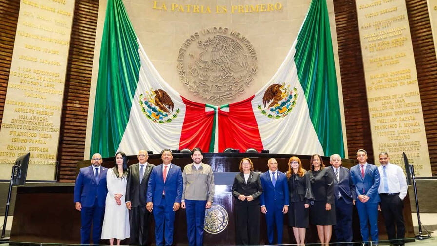 Proponen declarar el 11 de mayo D&iacute;a de la Confraternidad Dominico-Mexicana en honor a Benito Ju&aacute;rez