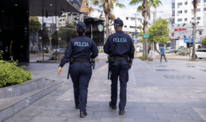 Policía registra 12,272 agentes graduados desde 2021, mientras la FP calcula 9,801