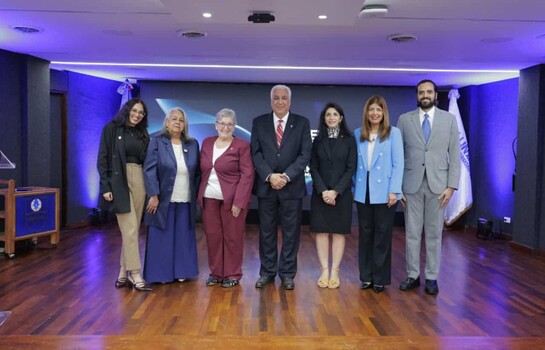 Unapec ampl&iacute;a su programa de doble titulaci&oacute;n con SUNY Empire a todas las carreras