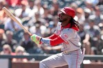 Elly de la Cruz descifra a los pitchers zurdos a la derecha y se dispara su producción