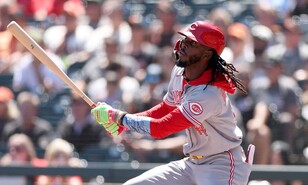 Elly de la Cruz descifra a los pitchers zurdos a la derecha y se dispara su producci&oacute;n