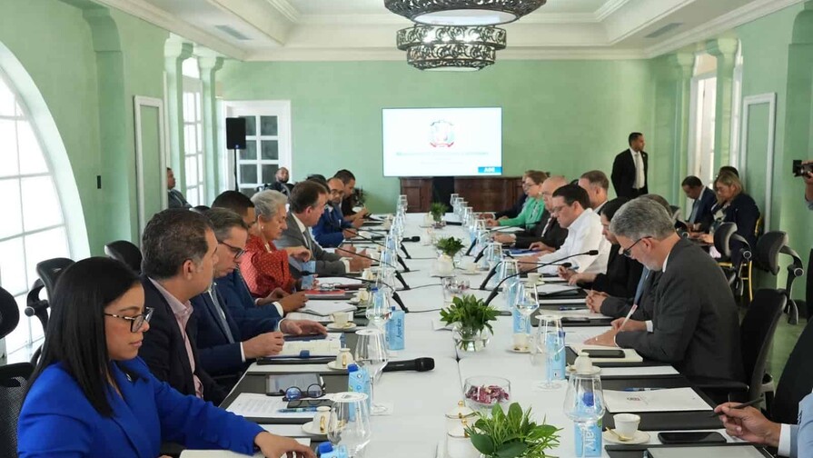 Gobierno inicia pasos para instalar puertos secos en cuatro provincias fronterizas Gobierno inicia pasos para instalar puertos secos en cuatro provincias fronterizas
