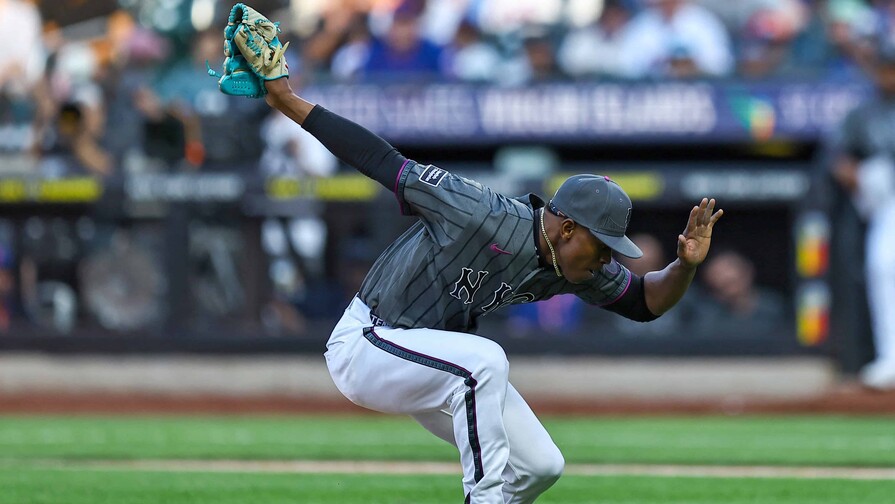 Los Mets llaman de nuevo al relevista Jefry Yan Los Mets llaman de nuevo al relevista Jefry Yan