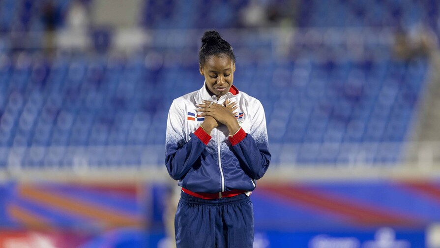 Pese a los momentos difíciles, la saltadora Evelina Minaya mira hacia los Panamericanos de 2027