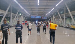 Metro de Santo Domingo restablece servicio tras falla el&eacute;ctrica y disponen transporte gratuito