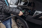 La subida de los carburantes desata protestas en todo el mundo