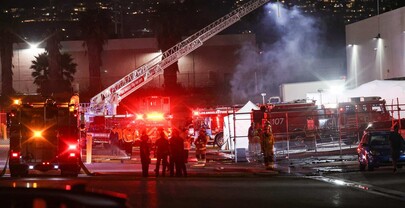 Un helic&oacute;ptero se estrella en Los &Aacute;ngeles y deja tres muertos