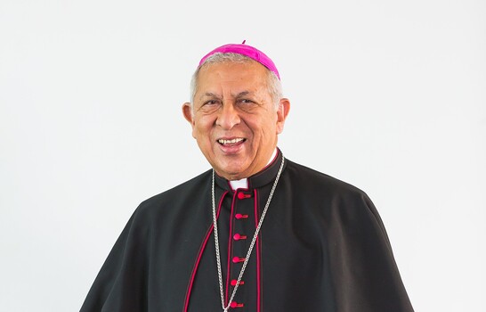 Monse&ntilde;or De La Rosa y Carpio: una vida que se hizo servicio