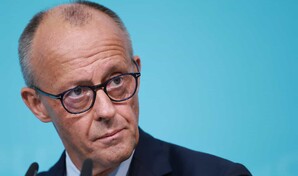 Merz arremete contra el antisemitismo y la xenofobia en un acto electoral en Berl&iacute;n