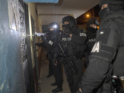 Ecuador inicia tercer periodo de toques de queda nocturnos violencia