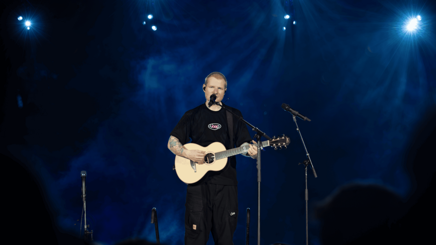 Ed Sheeran enfrenta críticas tras apartar a Macklemore de su gira por su apoyo a Palestina