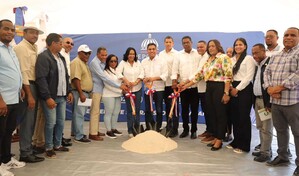 Ministerio inicia construcci&oacute;n de siete multiusos en la Regi&oacute;n Sur con inversi&oacute;n de RD$200 millones