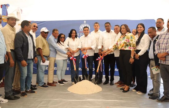 Ministerio inicia construcci&oacute;n de siete multiusos en la Regi&oacute;n Sur con inversi&oacute;n de RD$200 millones