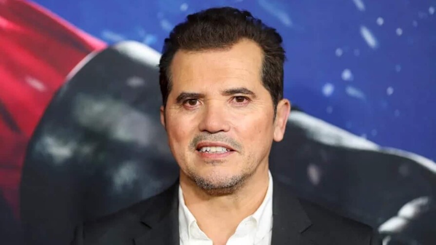 John Leguizamo se une al elenco de Miami Vice85 como villano principal John Leguizamo se une al elenco de Miami Vice85 como villano principal