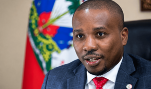 Claude Joseph, cr&iacute;tico recurrente de RD, ser&aacute; candidato presidencial en Hait&iacute;