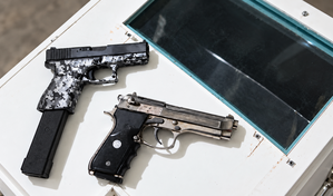 Hombre muerto a manos del Dicrim es velado con armas sobre su ata&uacute;d