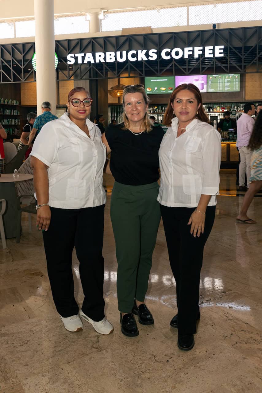 Yillania Cascante, Nicole Mohler y Edith Hern&aacute;ndez.