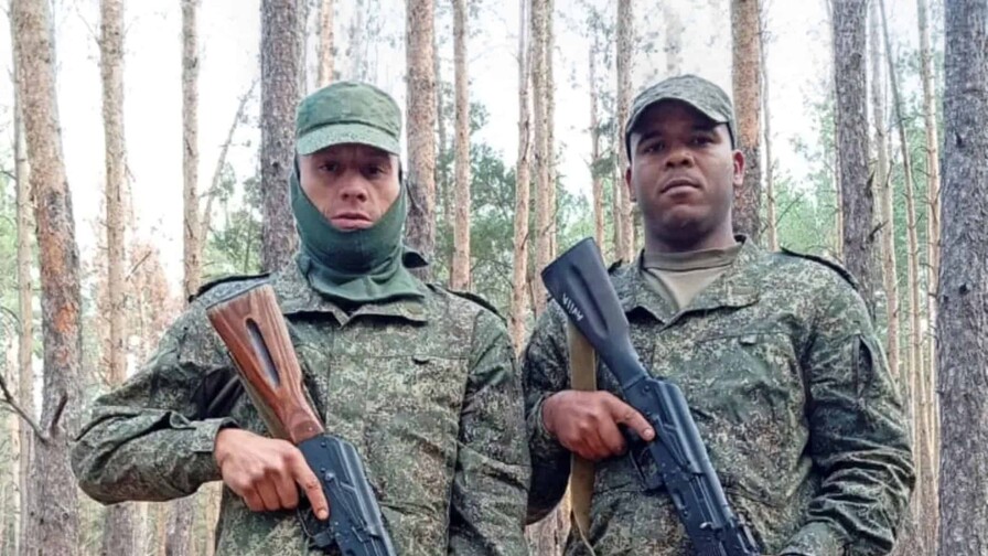 Familia de dominicano en guerra de Rusia dice que resultó herido y parte de sus compañeros murieron Familia de dominicano en guerra de Rusia dice que resultó herido y parte de sus compañeros murieron