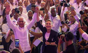 Ricardo de los Santos asume direcci&oacute;n de campa&ntilde;a de Carolina Mej&iacute;a y pide defenderla con argumentos