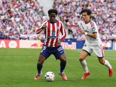 El Atlético se lleva el derbi y deja al Real Madrid segundo