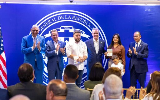 As&iacute; pueden solicitar los dominicanos en el exterior el nuevo pasaporte electr&oacute;nico
