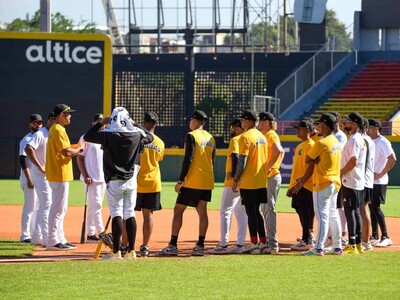 Las Águilas Cibaeñas abren su campo de entrenamientos