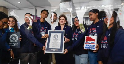 &iexcl;R&eacute;cord Guinness recuperado! Rep&uacute;blica Dominicana supera las 500 horas de lectura en voz alta