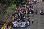 EE. UU. advierte a una caravana migrante que no se arriesguen al intentar cruzar EE. UU. advierte a una caravana migrante que no se arriesguen al intentar cruzar