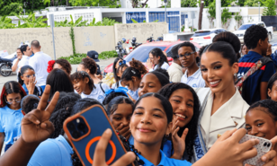La Miss RD Universo celebra r&eacute;cord Guinness de lectura: "La educaci&oacute;n a m&iacute; me abri&oacute; muchas puertas"