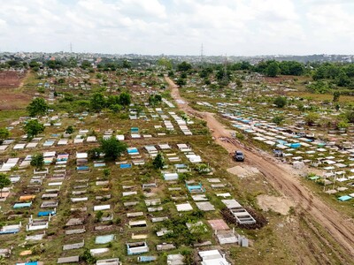 En Los Alcarrizos buscan organizar cementerio improvisado