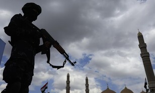 Hut&iacute;es de Yemen reivindican varios ataques contra el aeropuerto de Riad